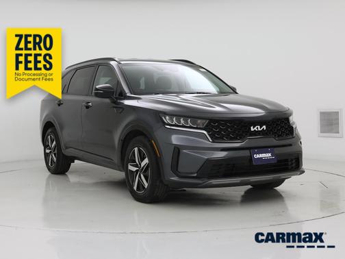 Gray 2022 Kia Sorento S