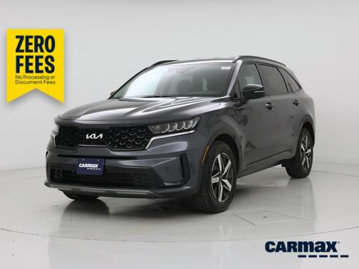 Gray 2022 Kia Sorento S