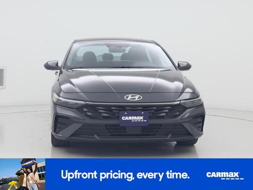 Gray 2025 Hyundai ELANTRA SEL Convenience