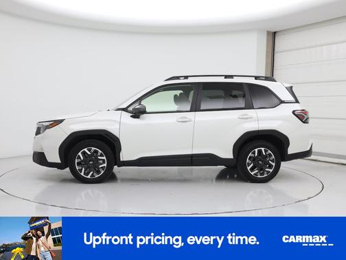 White 2025 Subaru Forester Premium