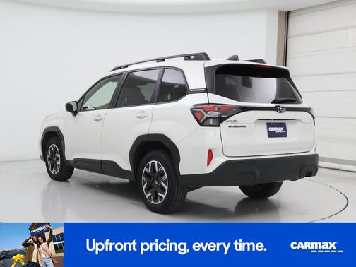 White 2025 Subaru Forester Premium