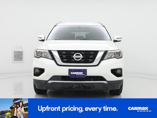 2017 Nissan Pathfinder SV