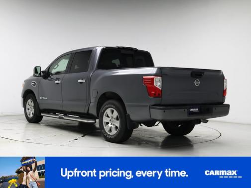 2017 Nissan Titan SV