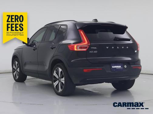 Black 2023 Volvo XC40 Recharge Pure Electric Twin Plus