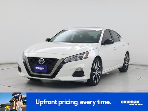 White 2020 Nissan Altima SR