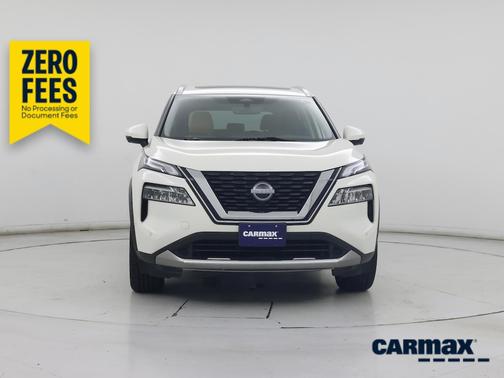 White 2023 Nissan Rogue Platinum