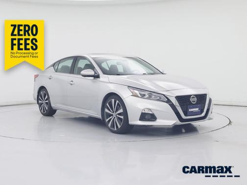 Silver 2020 Nissan Altima Platinum
