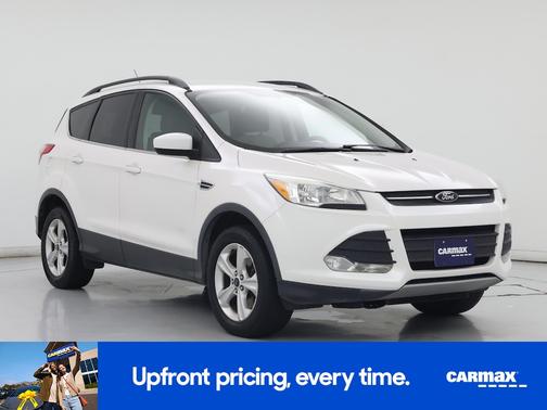 White 2016 Ford Escape SE