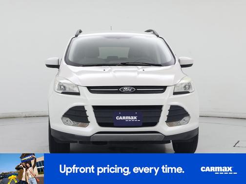 White 2016 Ford Escape SE