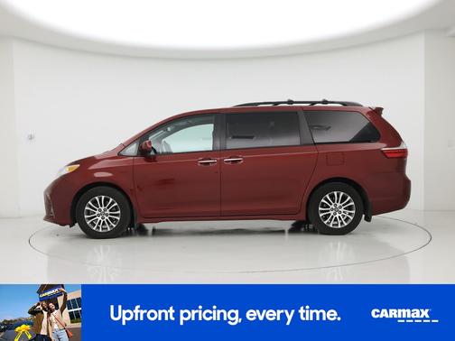 2019 Toyota Sienna XLE