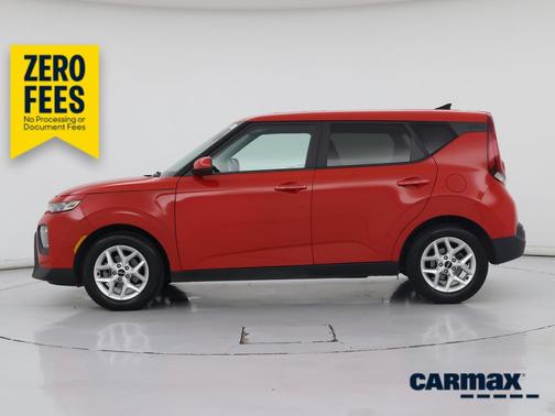 Red 2022 Kia Soul LX