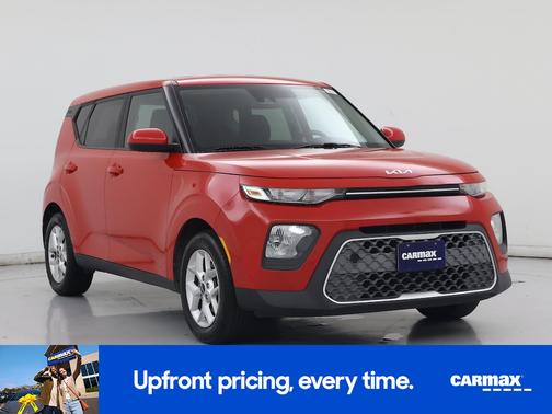 Red 2022 Kia Soul LX