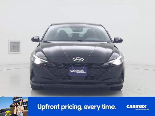 Black 2023 Hyundai ELANTRA SEL