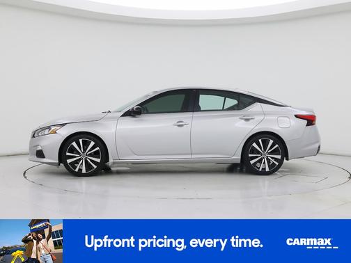 2022 Nissan Altima SR