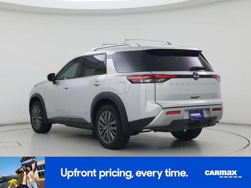Silver 2025 Nissan Pathfinder SL