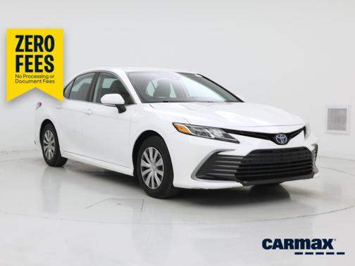 White 2022 Toyota Camry Hybrid LE
