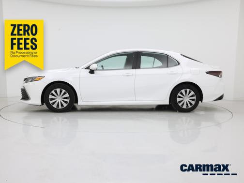 White 2022 Toyota Camry Hybrid LE