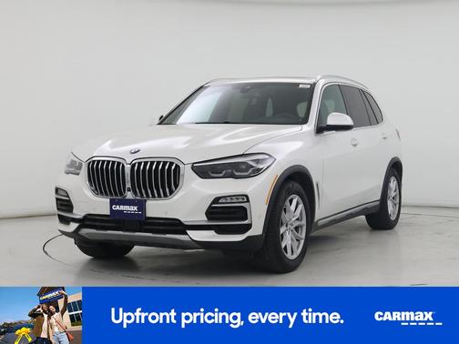 White 2019 BMW X5 xDrive40i