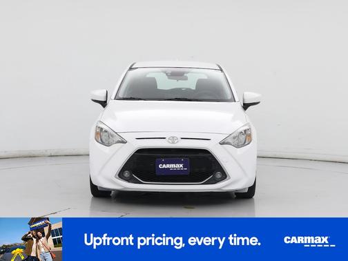 2020 Toyota Yaris LE