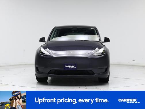 Gray 2024 Tesla Model Y Long Range