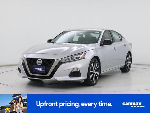 2022 Nissan Altima SR