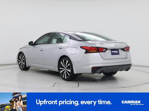 2022 Nissan Altima SR