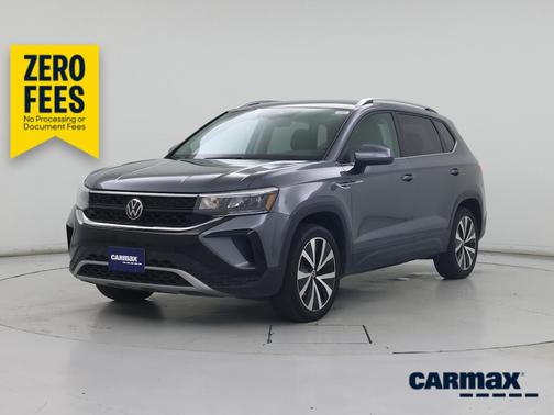 Gray 2024 Volkswagen Taos SE