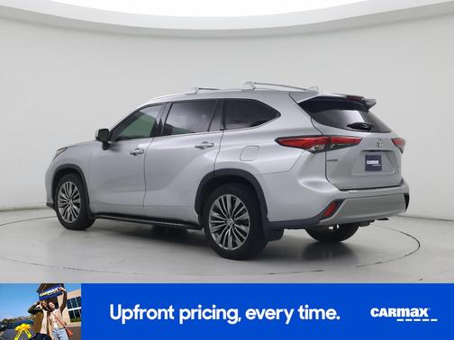 Silver 2021 Toyota Highlander Platinum