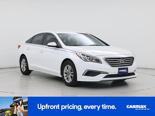 2016 Hyundai SONATA SE