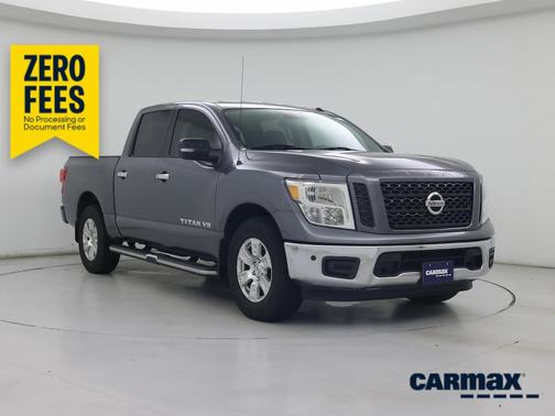 Gray 2019 Nissan Titan SV