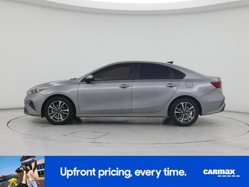 Gray 2024 Kia Forte LXS