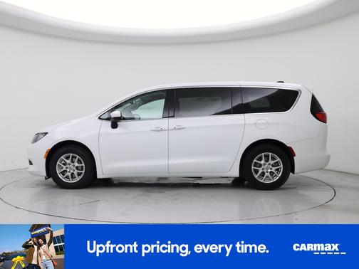White 2023 Chrysler Voyager LX