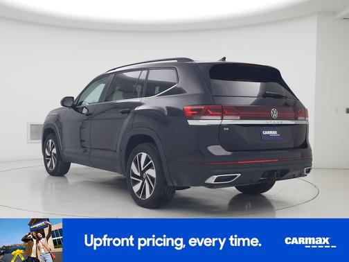 Black 2024 Volkswagen Atlas SE w/Tech