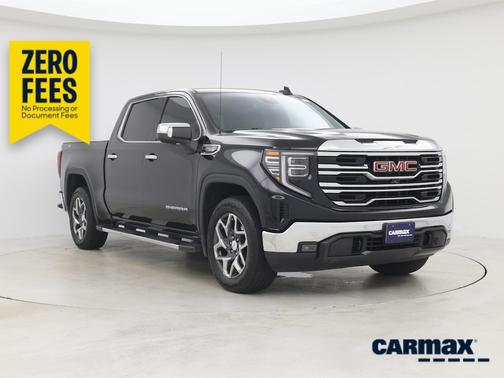 Black 2022 GMC Sierra 1500 SLT