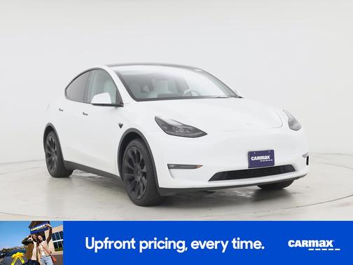 White 2025 Tesla Model Y Long Range