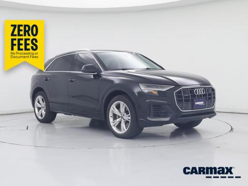 Black 2023 Audi Q8 Premium