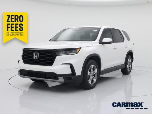 White 2023 Honda Pilot EX-L