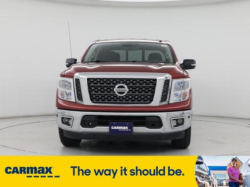 2017 Nissan Titan SV