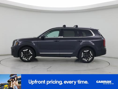 Gray 2025 Kia Telluride S
