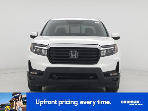 White 2023 Honda Ridgeline RTL