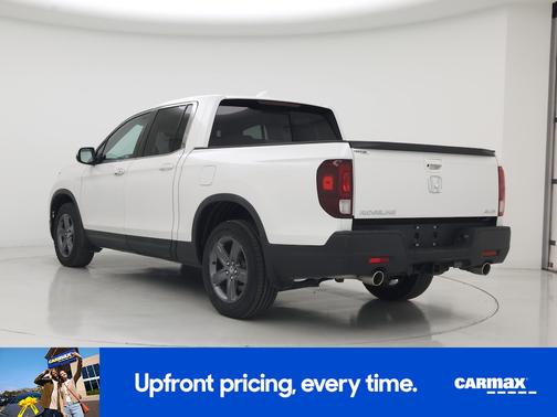 White 2023 Honda Ridgeline RTL