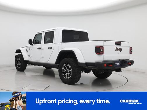 White 2025 Jeep Gladiator Rubicon