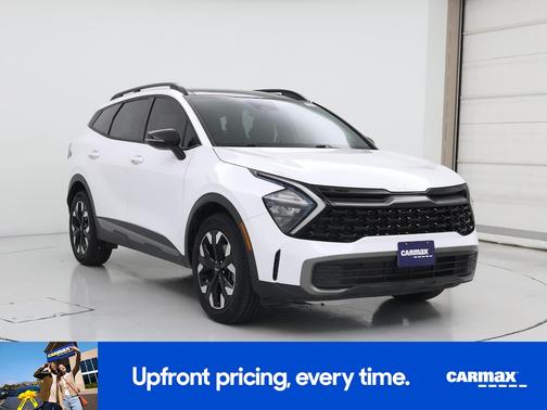 White 2023 Kia Sportage X-Line