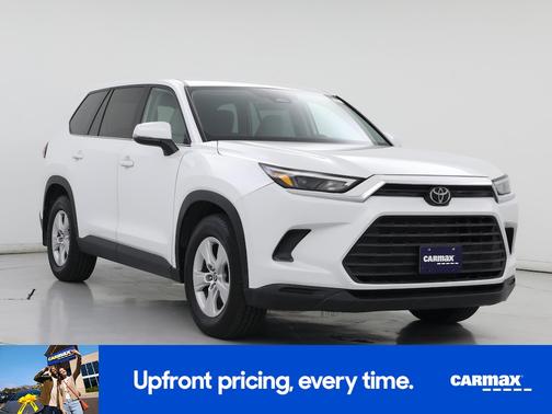 White 2025 Toyota Grand Highlander LE