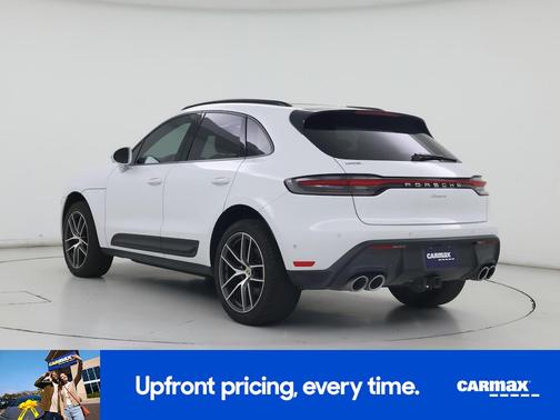 White 2023 Porsche Macan