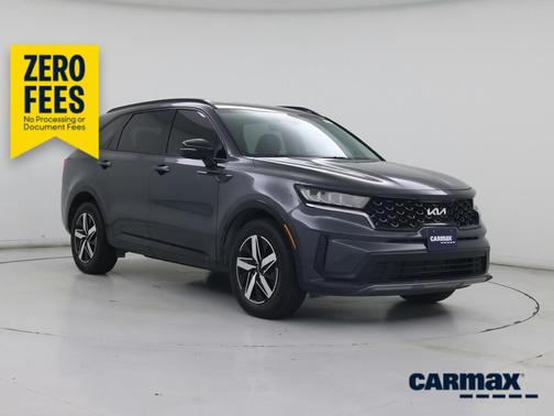 Gray 2023 Kia Sorento S
