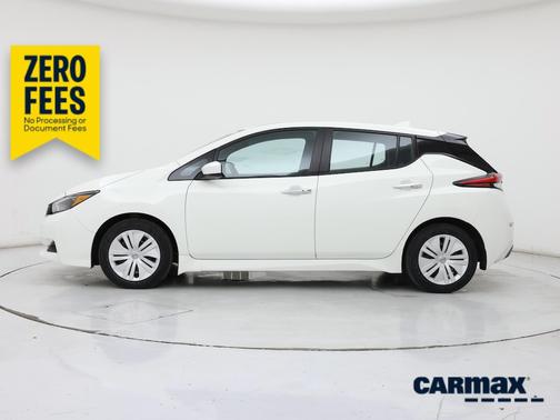 White 2025 Nissan Leaf S