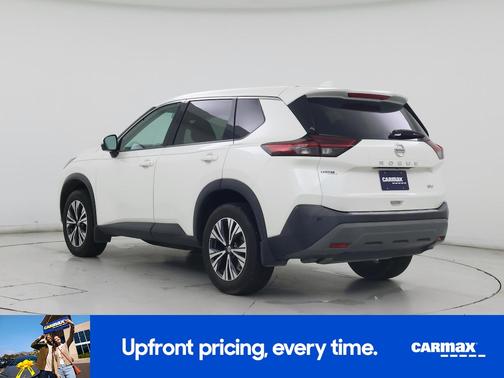 White 2021 Nissan Rogue SV