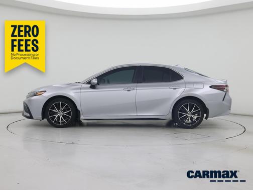 Gray 2024 Toyota Camry SE