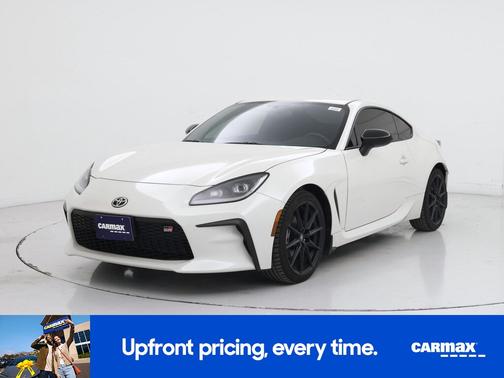 2025 Toyota GR86 Premium